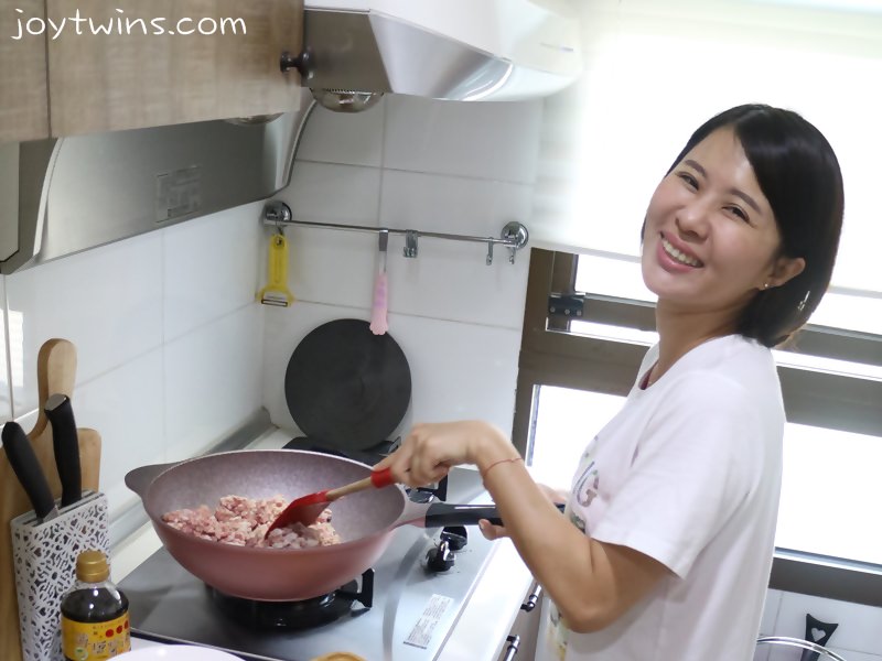 [廚具]美心MASIONS鼎鈦鍋三代/韓國百萬耐磨鋼鐵不沾鍋，輕鬆煎、煮、炒、炸樣樣行！